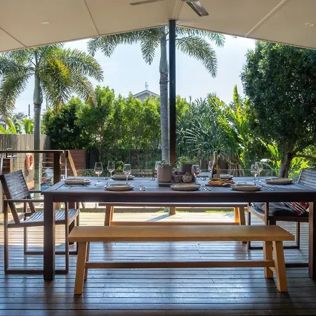 'The Otto' At Moffat Beach Caloundra Exterior photo